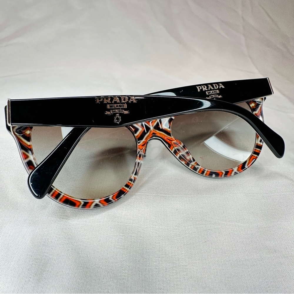 Prada Black And Orange Patterned Sunglasses - image 1